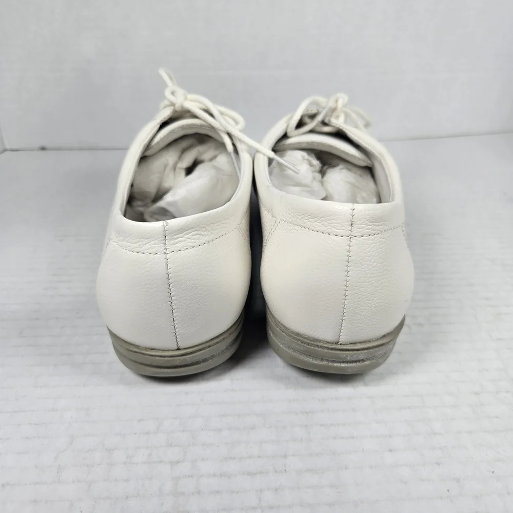 Easy Spirit brand new